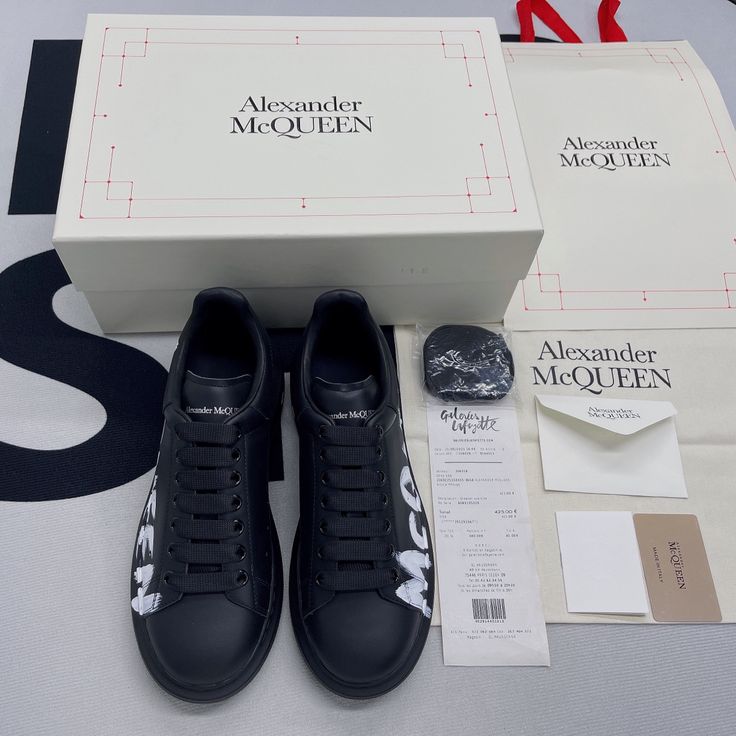 Alexander McQueen Sneakers Men